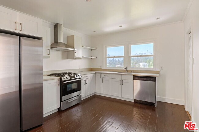Building Photo - 1523 Murray Dr