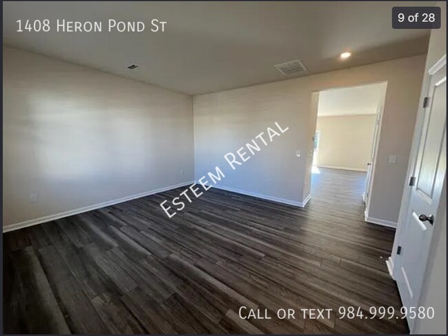 Building Photo - 1408 Heron Pond St