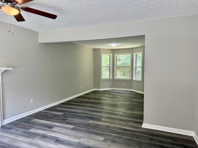 Building Photo - 10415 Virginia Pine Ln