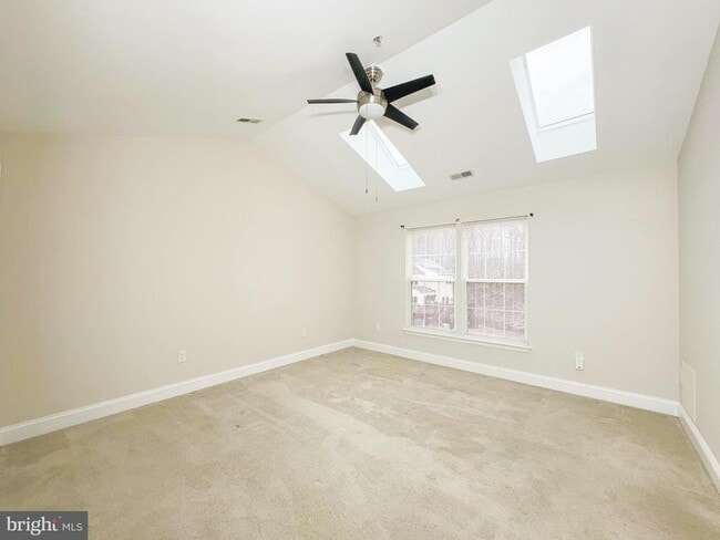 Building Photo - 12912 Marlton Center Dr