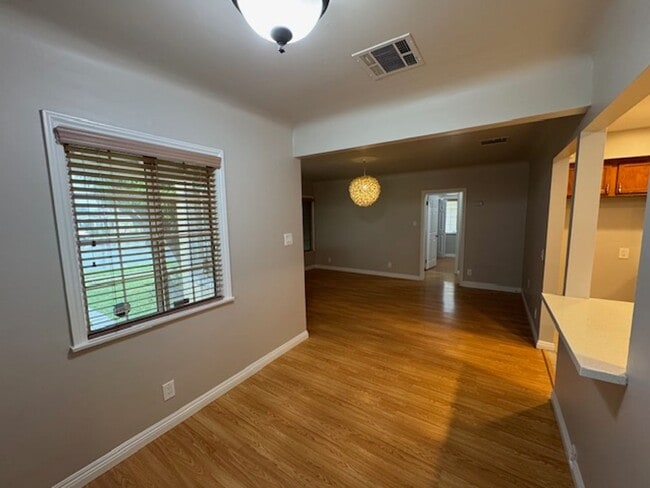 Building Photo - CRENSHAW 17024-17026