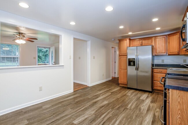 Building Photo - 3600 Green Creek