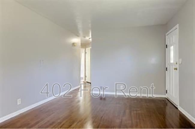 Building Photo - 5120 N 48th St