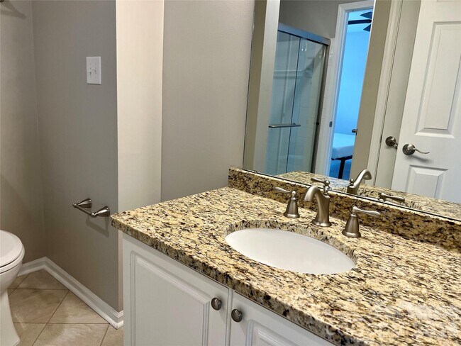 Building Photo - 751 Southwest Dr