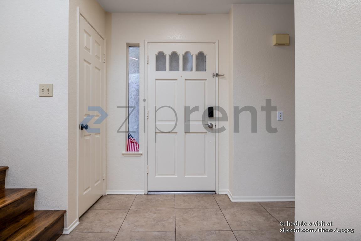 Building Photo - 11358 Havstad Dr