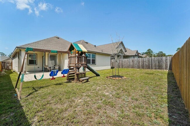 Building Photo - 788 Yellow Birch Ln