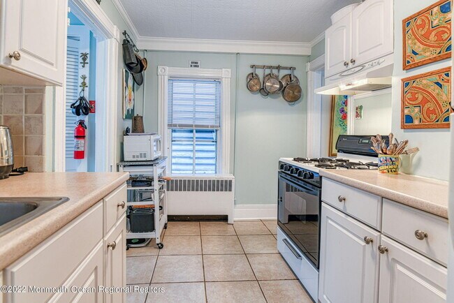 Building Photo - 93 Mt Hermon Way
