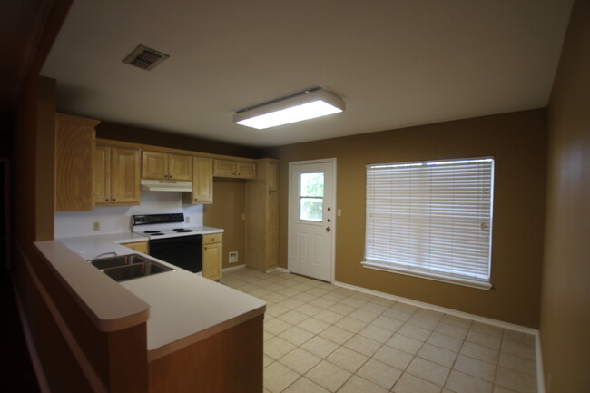 Building Photo - Coming Soon! Beautiful 3 Bedroom in Whiteh...