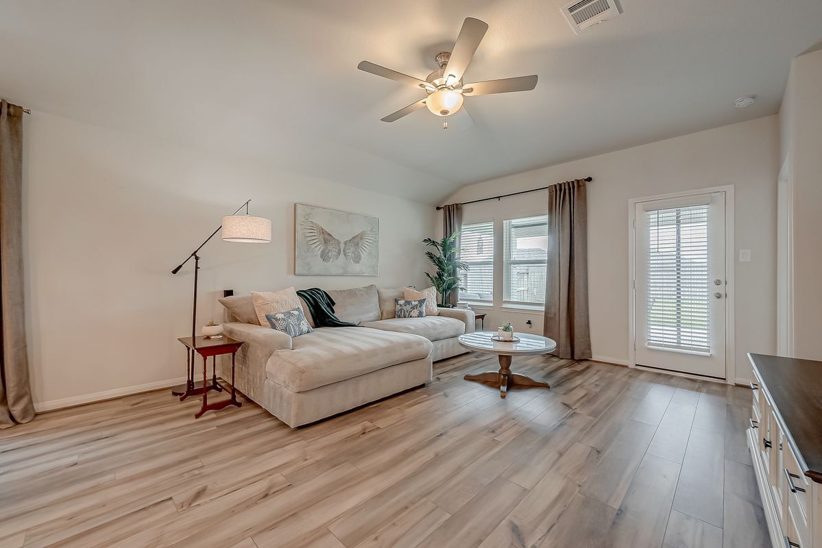 Building Photo - 2114 Cherryvale Dr