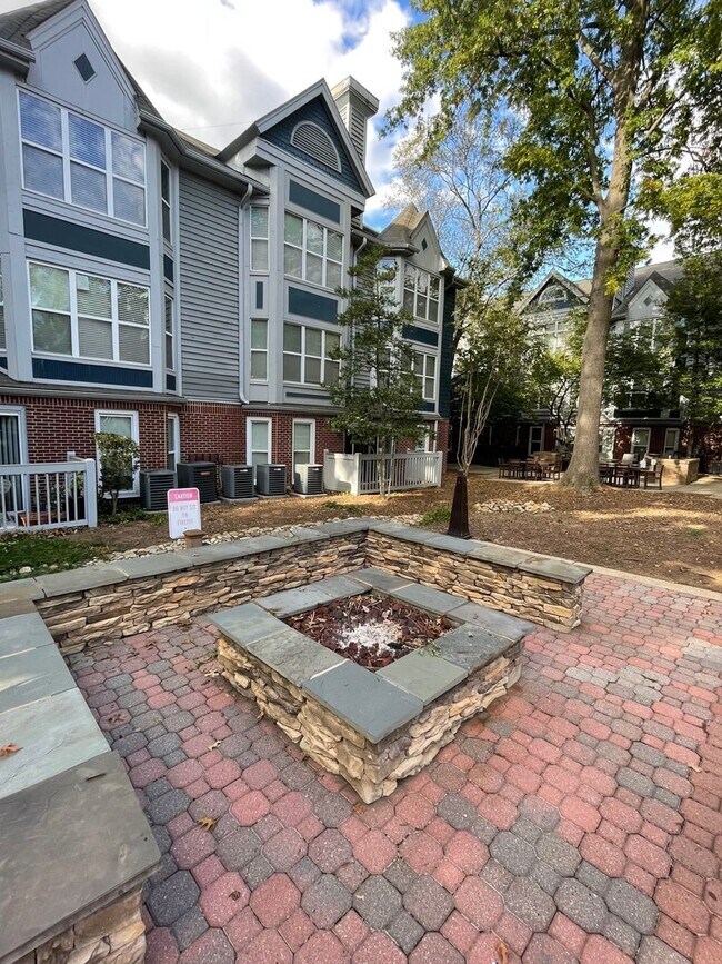 Building Photo - T.R. Lawing Property