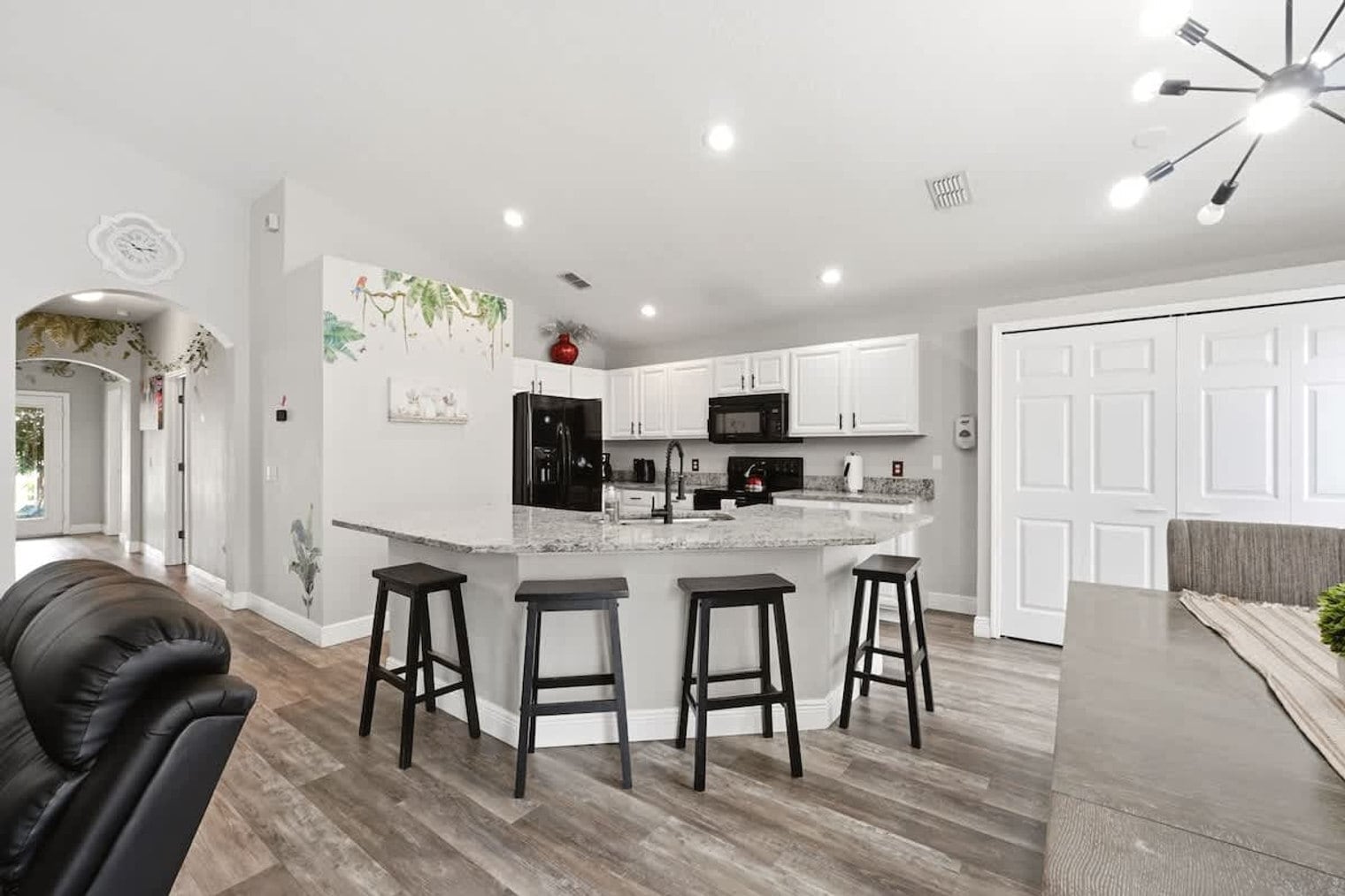 Building Photo - 4715 Cumbrian Lakes Dr