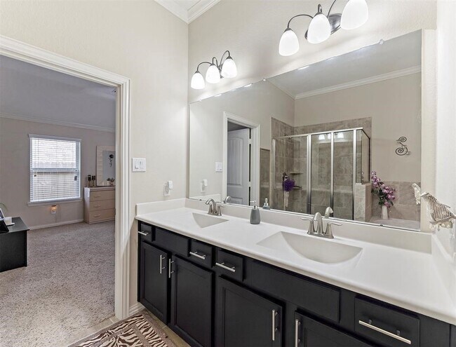 Building Photo - 6915 Astrapia Bay Xing