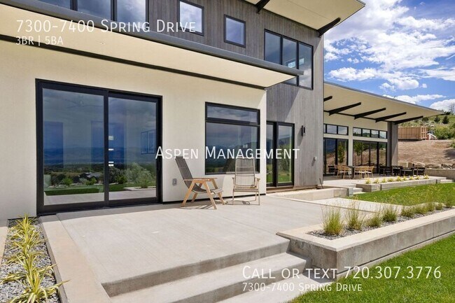 Building Photo - 7300-7400 Spring Drive-