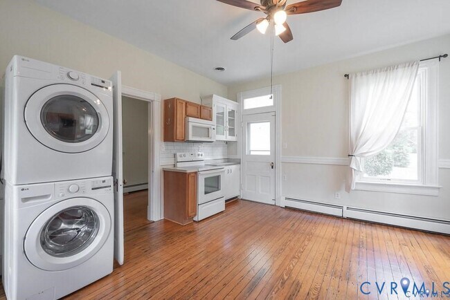 Building Photo - 11300 Aspen Grove Dr