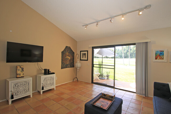 Building Photo - 40511 Pebble Beach Cir