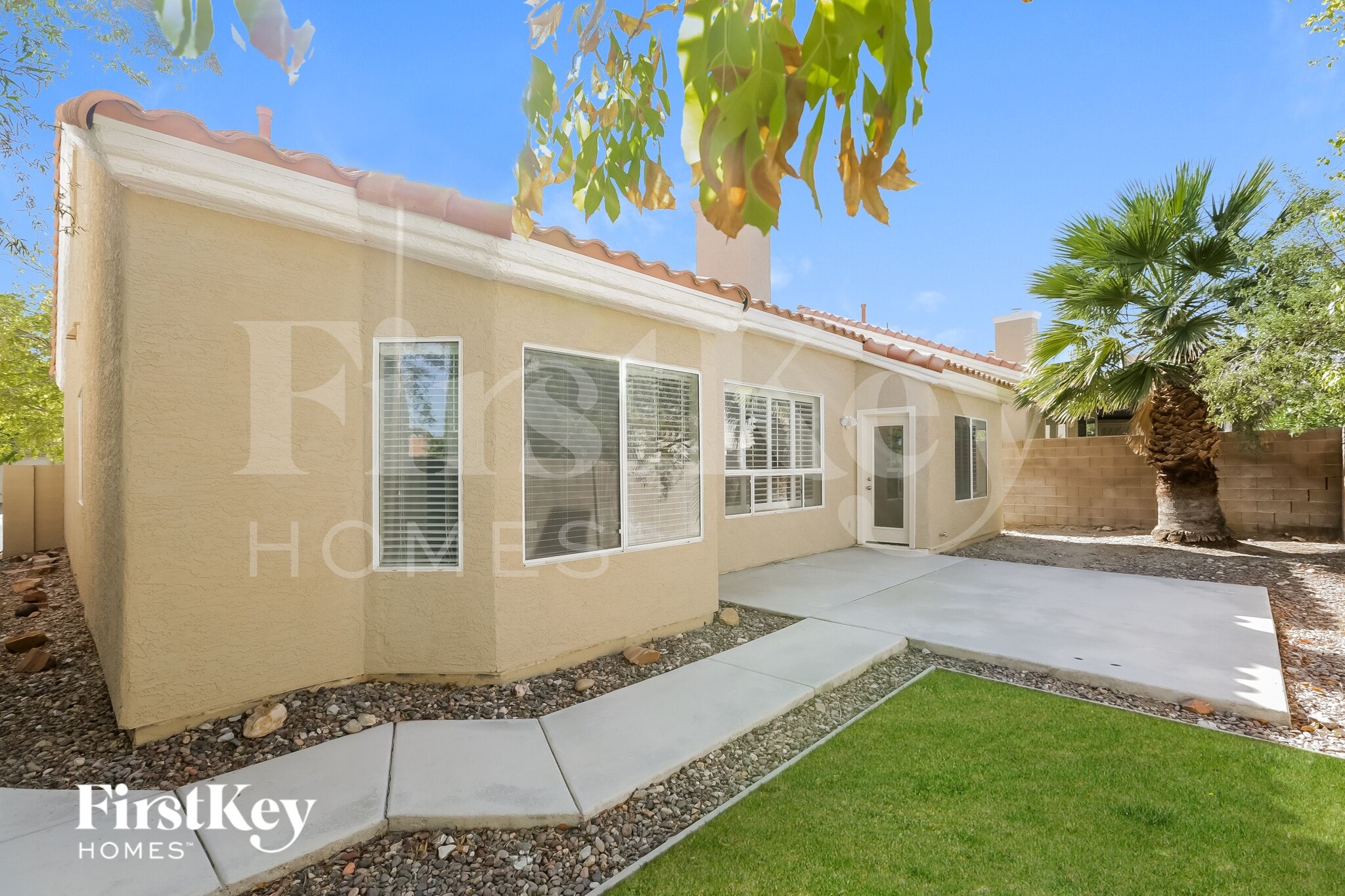 Building Photo - 9416 Sierra Summit Ave