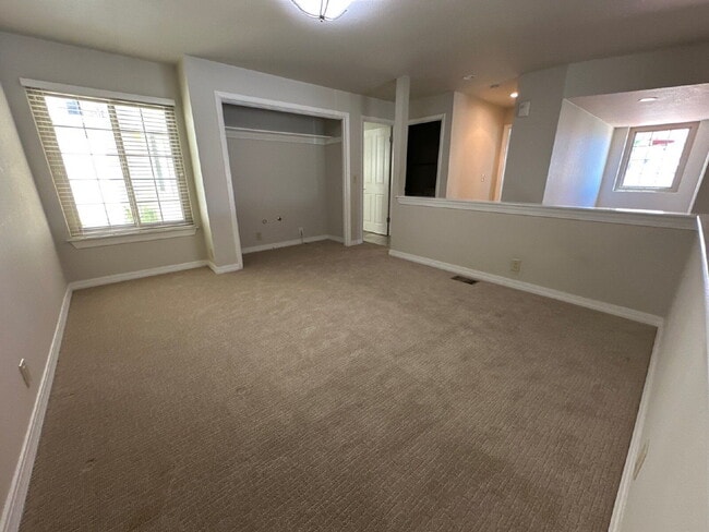 Building Photo - Pismo Beach Ocean View Condo
