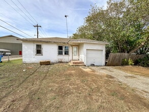 Building Photo - 1 Bedroom House for Lease