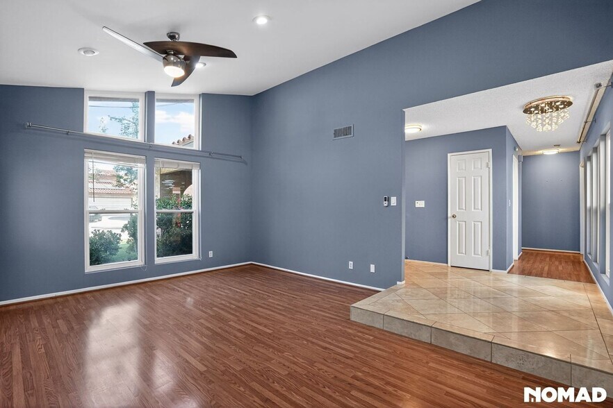 Building Photo - 23119 Valerio St