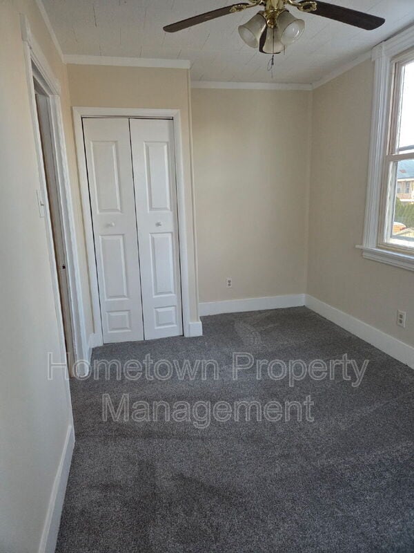 Building Photo - 309 Mifflin St