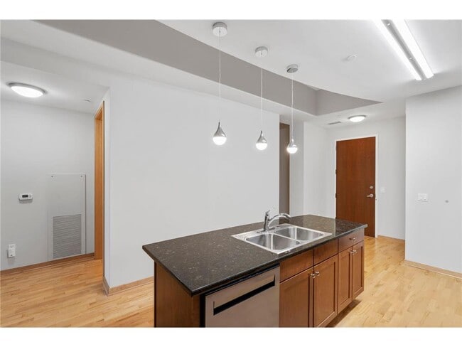 Building Photo - 100 3rd Ave S