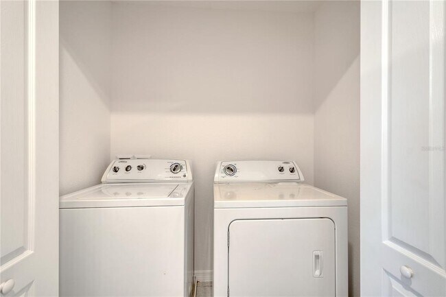 Building Photo - 900 Boca Vista Ct