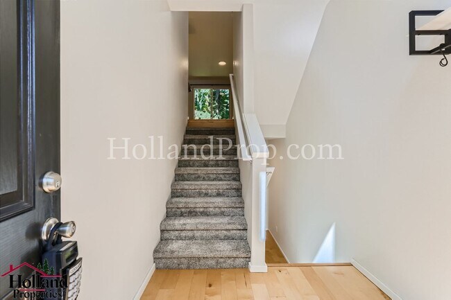 Primary Photo - Stylish 3-Level Townhome Surrounded by Nat...