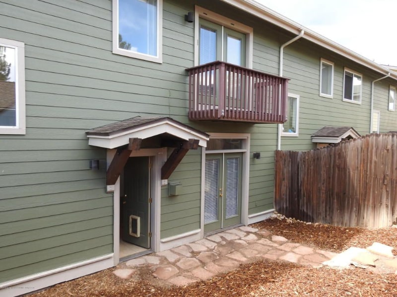 Building Photo - 1415 E Payton Way