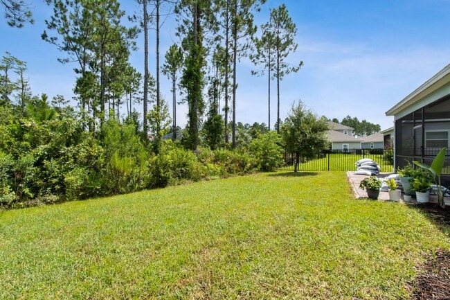 Building Photo - Spacious 3BR/3.5BA Home with Office & Reso...