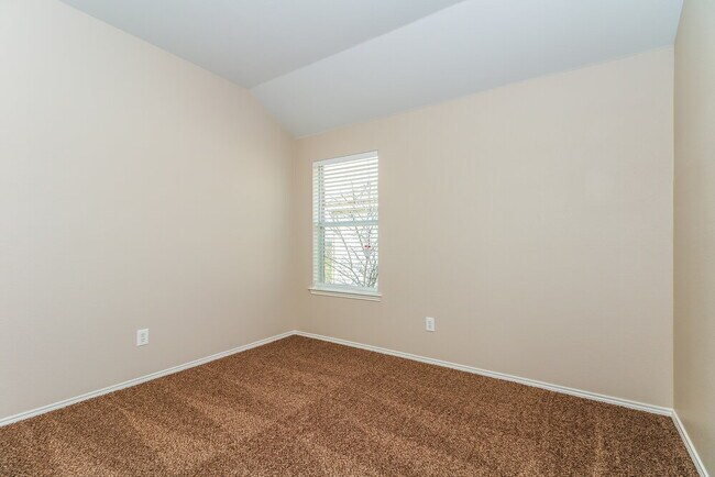 Building Photo - 1332 Missionary Ridge Trail
