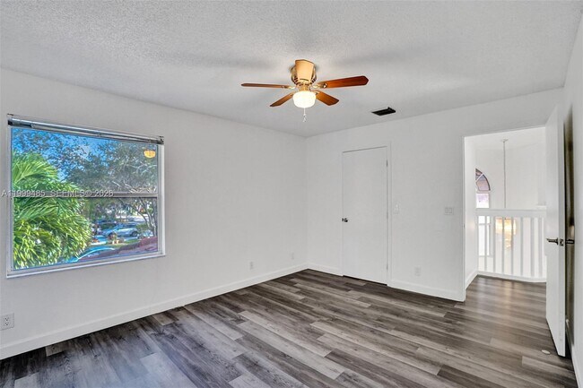 Building Photo - 2508 Cardaman Ave