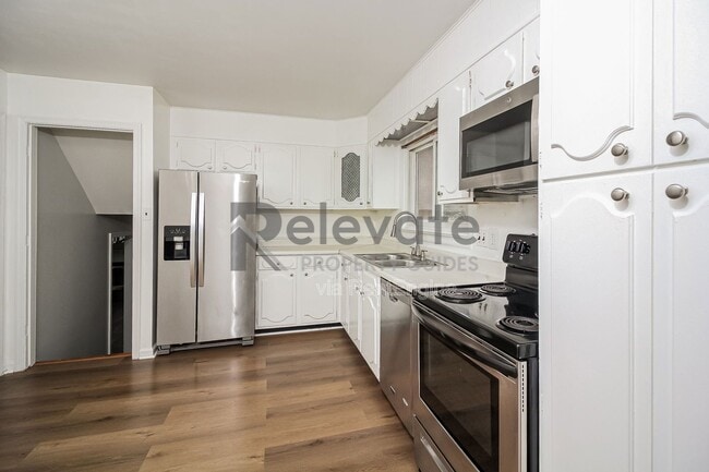 Building Photo - 7808 E Yardley Rd