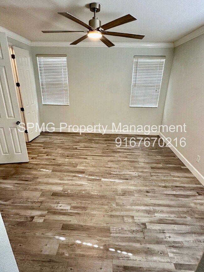 Building Photo - 5755 Bridgecross Dr
