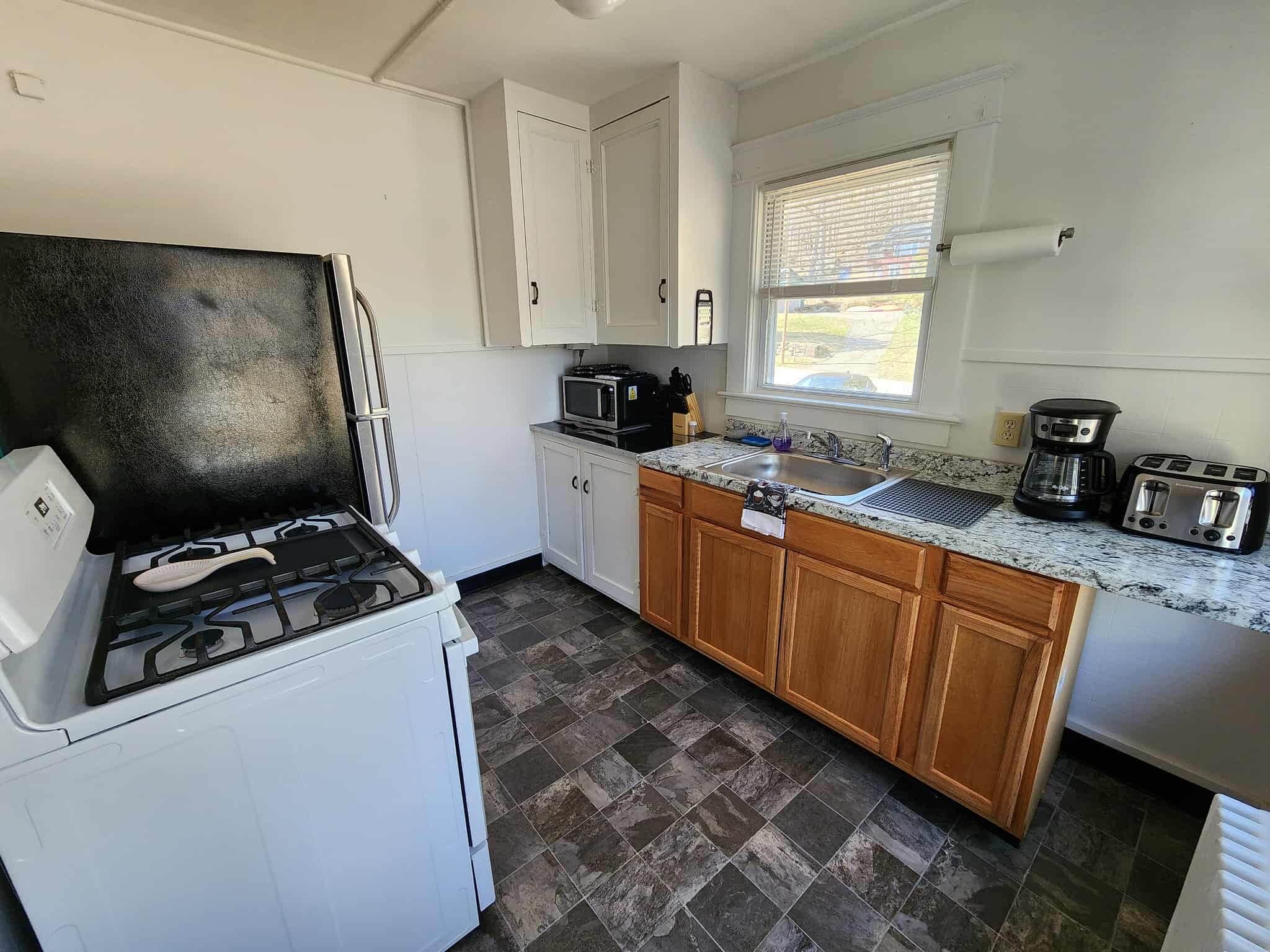 Building Photo - 145 Park Ave