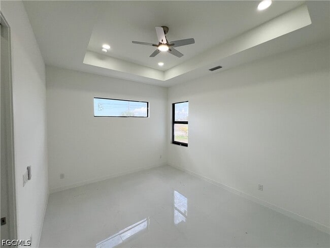 Building Photo - 4333 NW 34th Ln