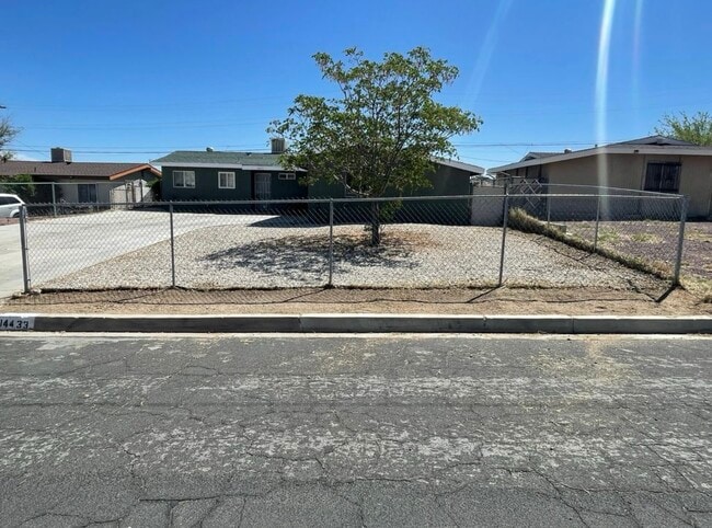 Primary Photo - 14433 Mojave Ln
