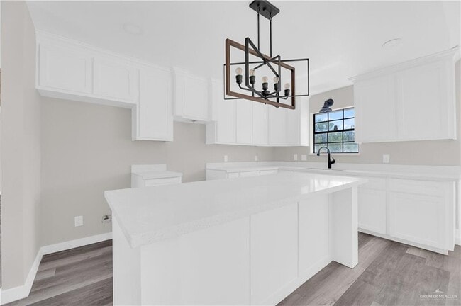 Building Photo - 26 Tiquisate Ave