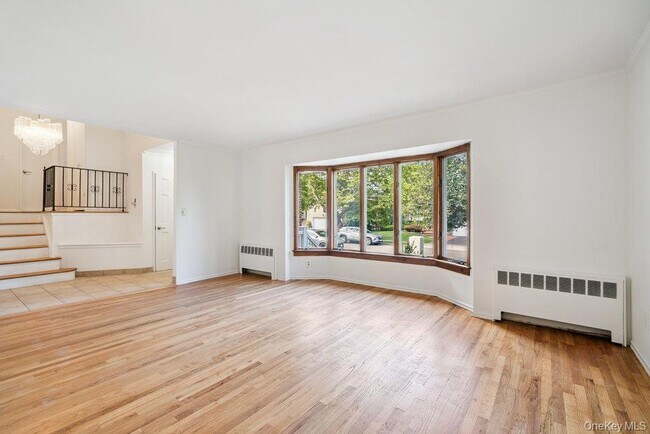 Building Photo - 72 Winthrop Rd