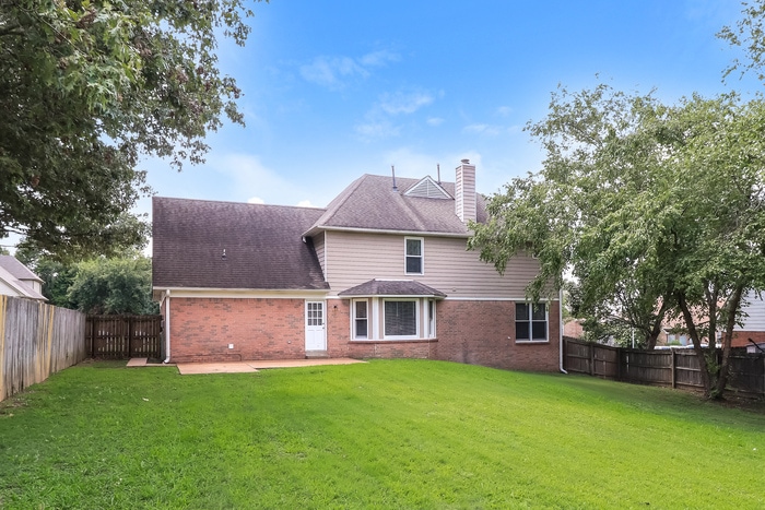 Building Photo - 1858 Carlyn Cove