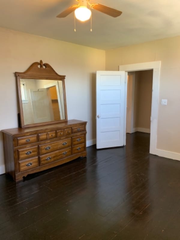 Building Photo - 821 Live Oak St