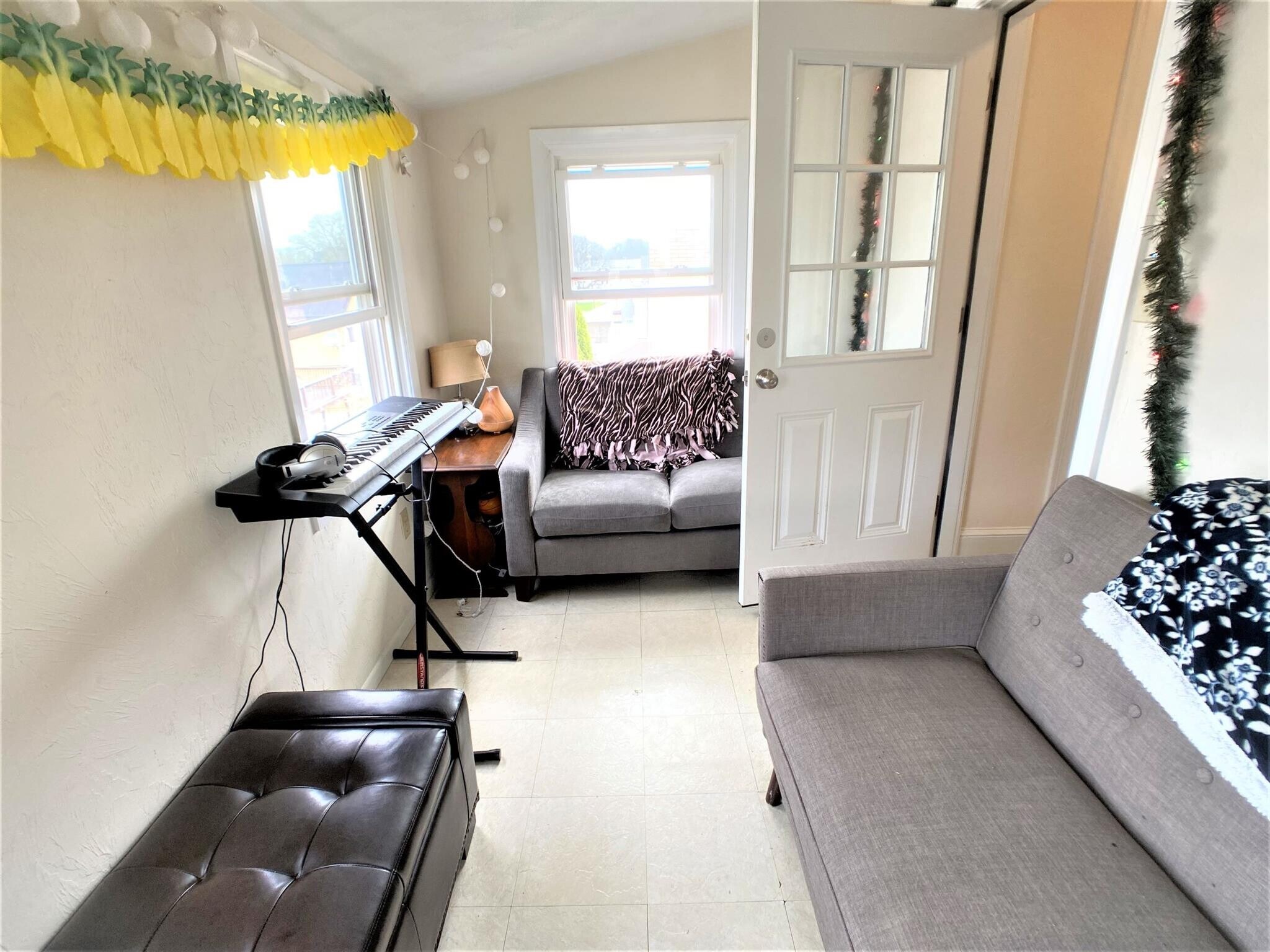 Building Photo - 24 Willard Ave