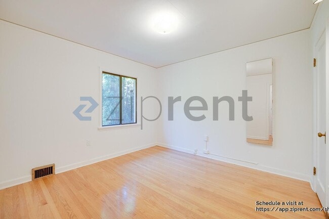 Building Photo - 3218 NW 60th St