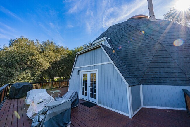 Building Photo - 28205 Meadow Oak Ln