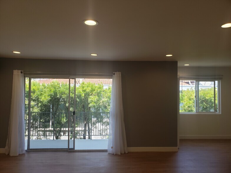 Building Photo - 1128 19th St