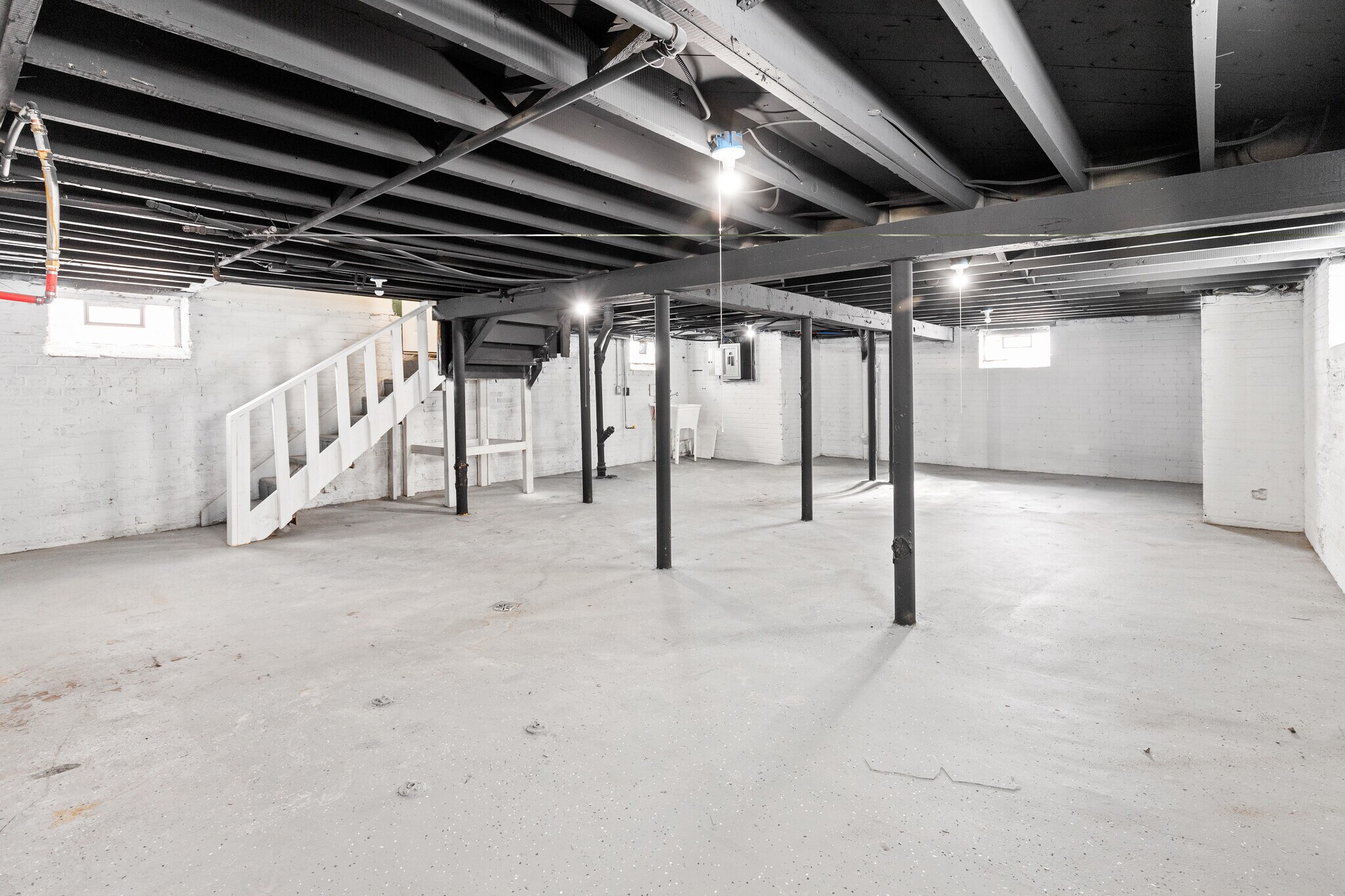 Building Photo - 4767 Sturtevant St