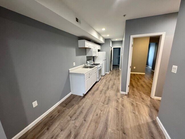 Building Photo - 3 Bedroom Near Historic Anacostia