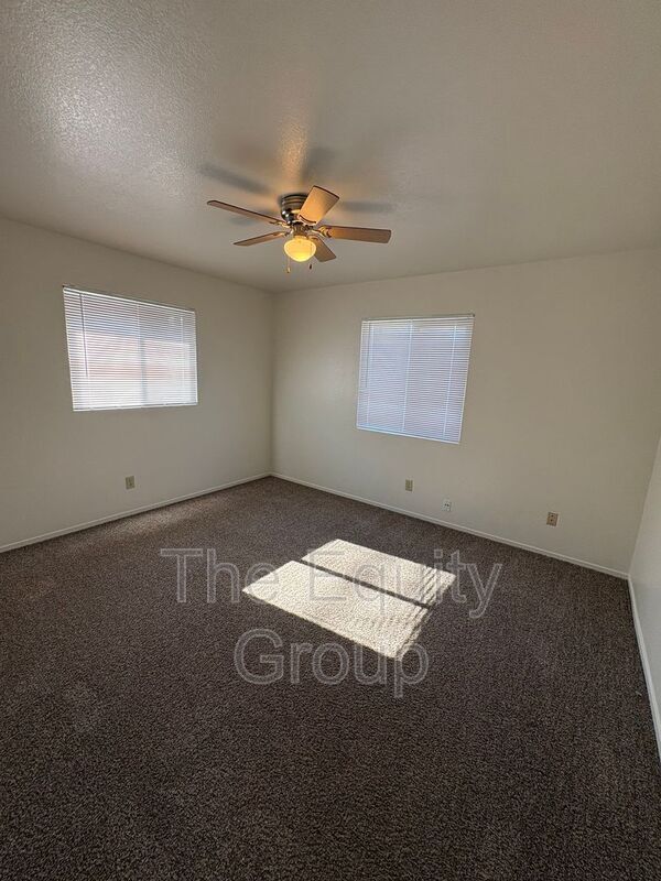 Building Photo - 700 E Tulare Ave