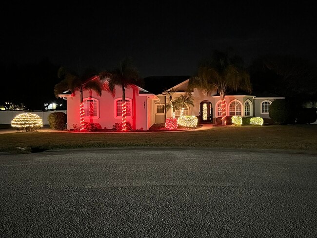 Building Photo - 1895 Orangewood Ct