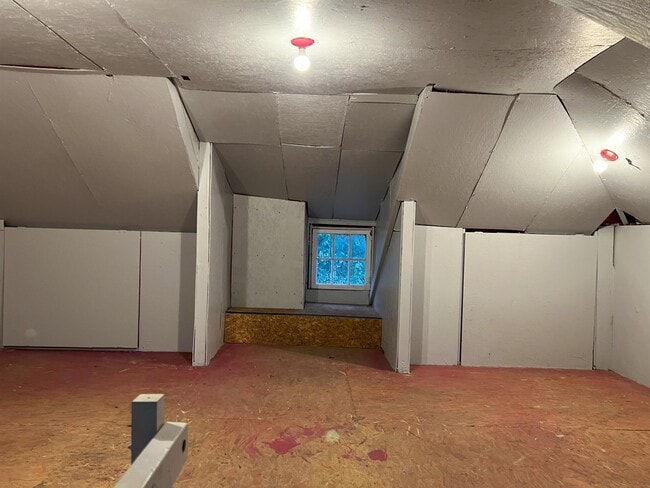 Building Photo - 328 Boyd Ave