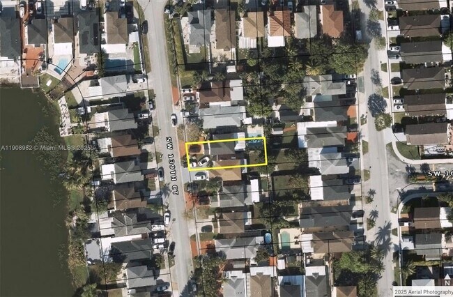 Primary Photo - 16215 SW 139th Ct